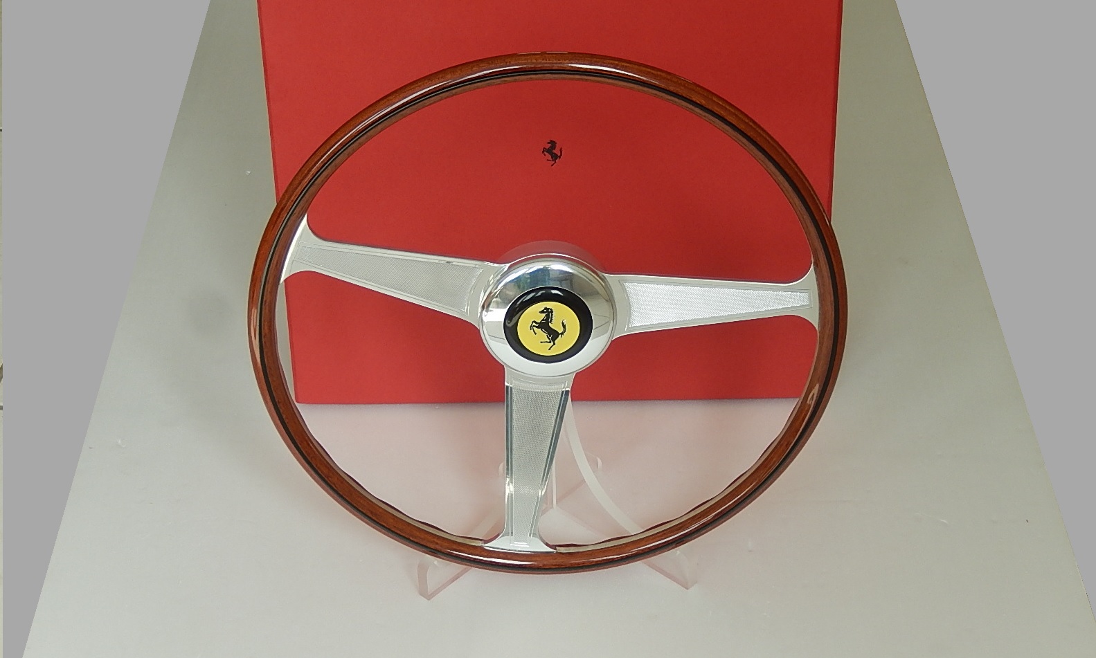 Ferrari Nardi wood Steering Wheel  for 250 GT --> SOLD